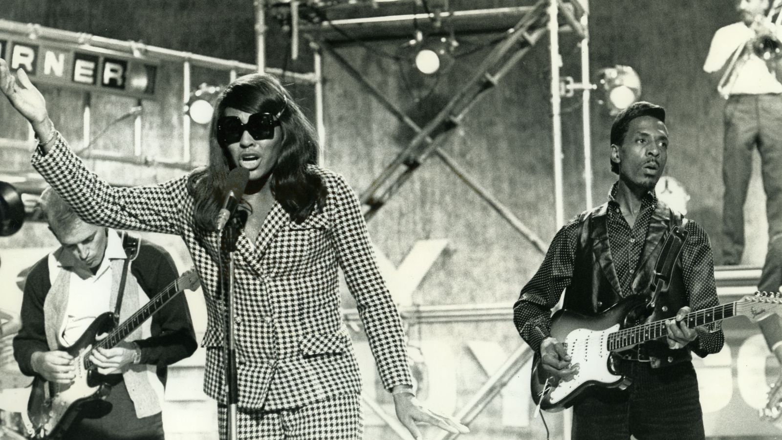 TinaTurner-on-stage-with-Ike-Turner-in-1966 TinaTurner-on-stage-with-Ike-Turner-in-1966